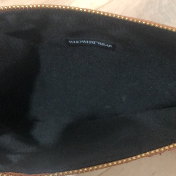 WHO WHAT WEAR large clutch - Picture 3 of 3